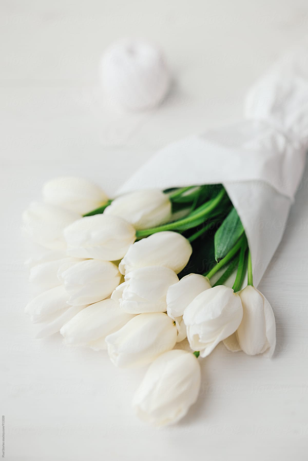 White tulips flower bouquet