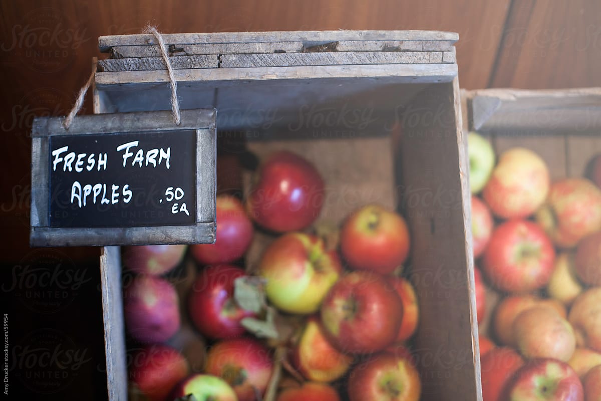Fresh Farm Apples for Sale