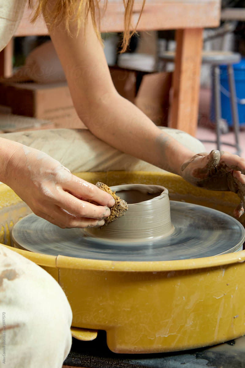creating a ceramic vase