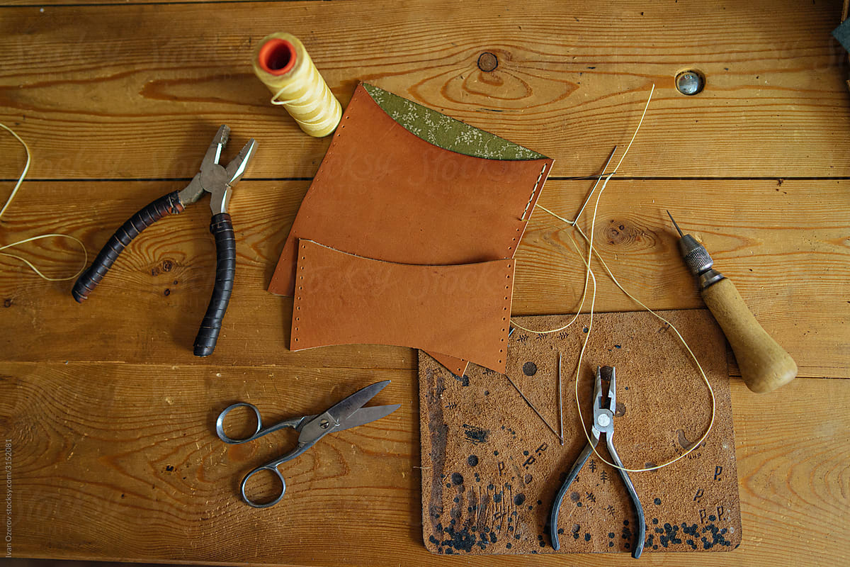 mock-up of working tools and leather crafts