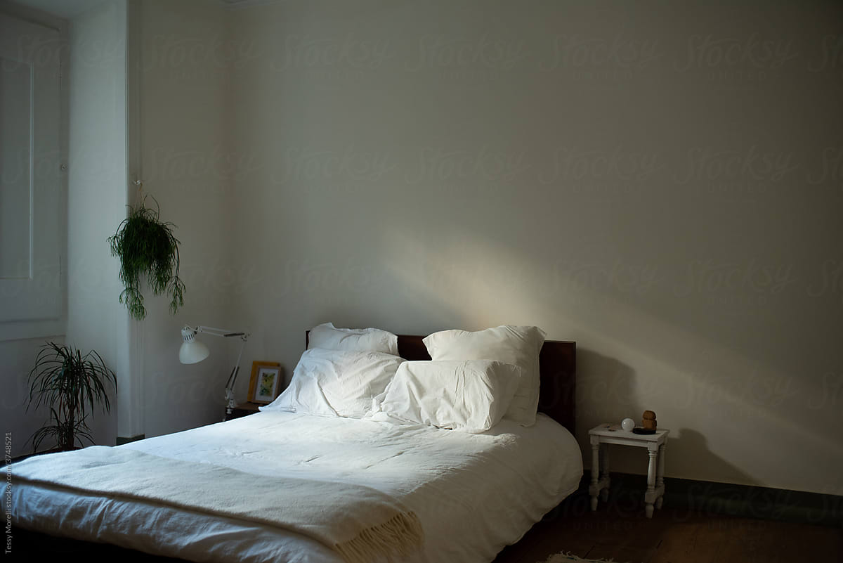 Wabi-sabi bedroom with soft light