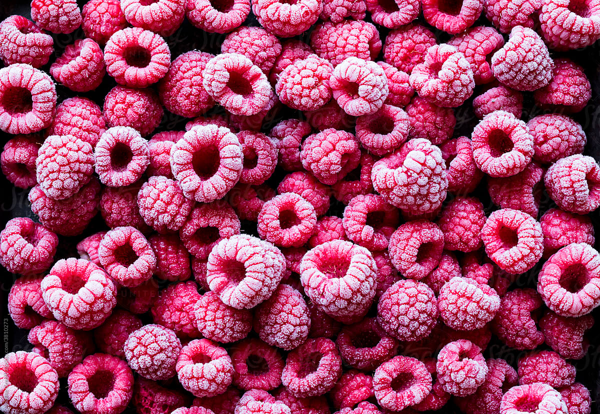 Raspberries fruit frozen