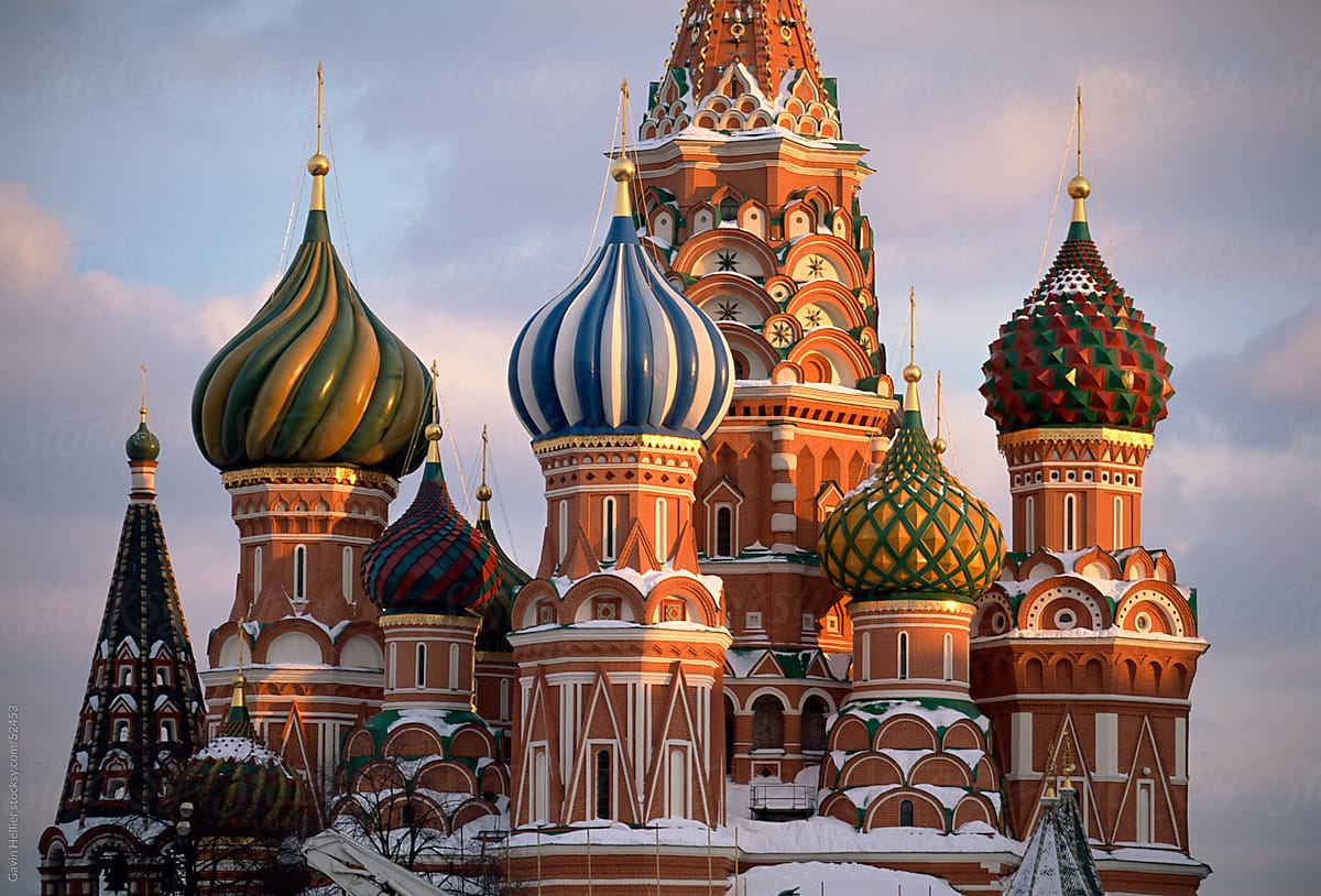 St. Basil\'s Christian cathedral in winter snow, Red Square, UNESCO World Heritage Site, Moscow, Russ