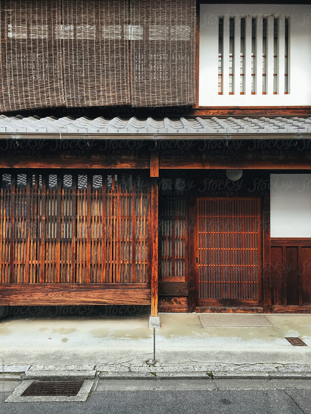 Japanese Architecture - Traditional Kyoto Wooden House Facade