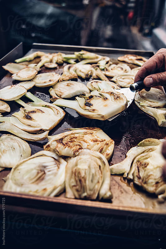 Food: Grilling fennel on a plancha