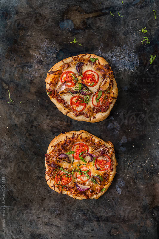 Rustic Tomato and Onion Pizza