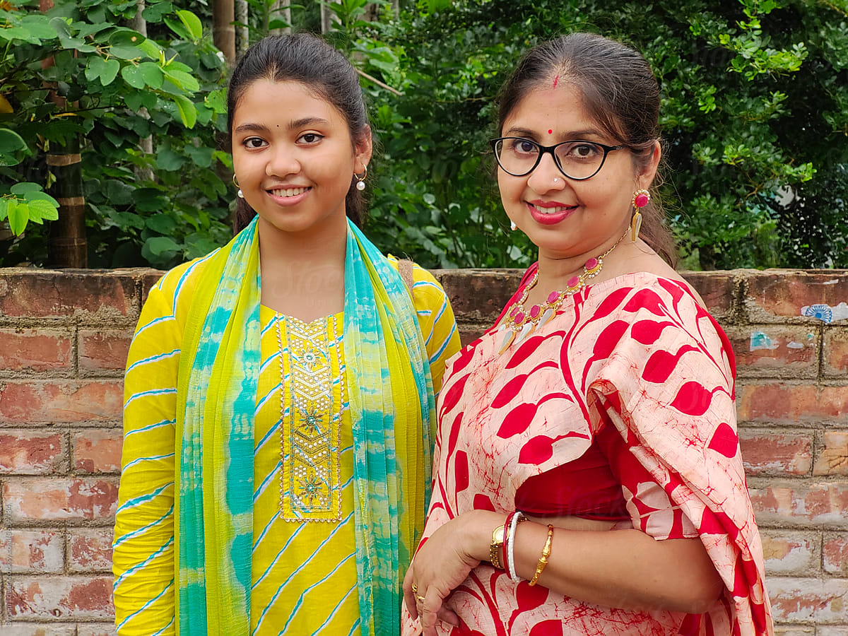 Mother and daughter with traditional Indian dress at outdoors