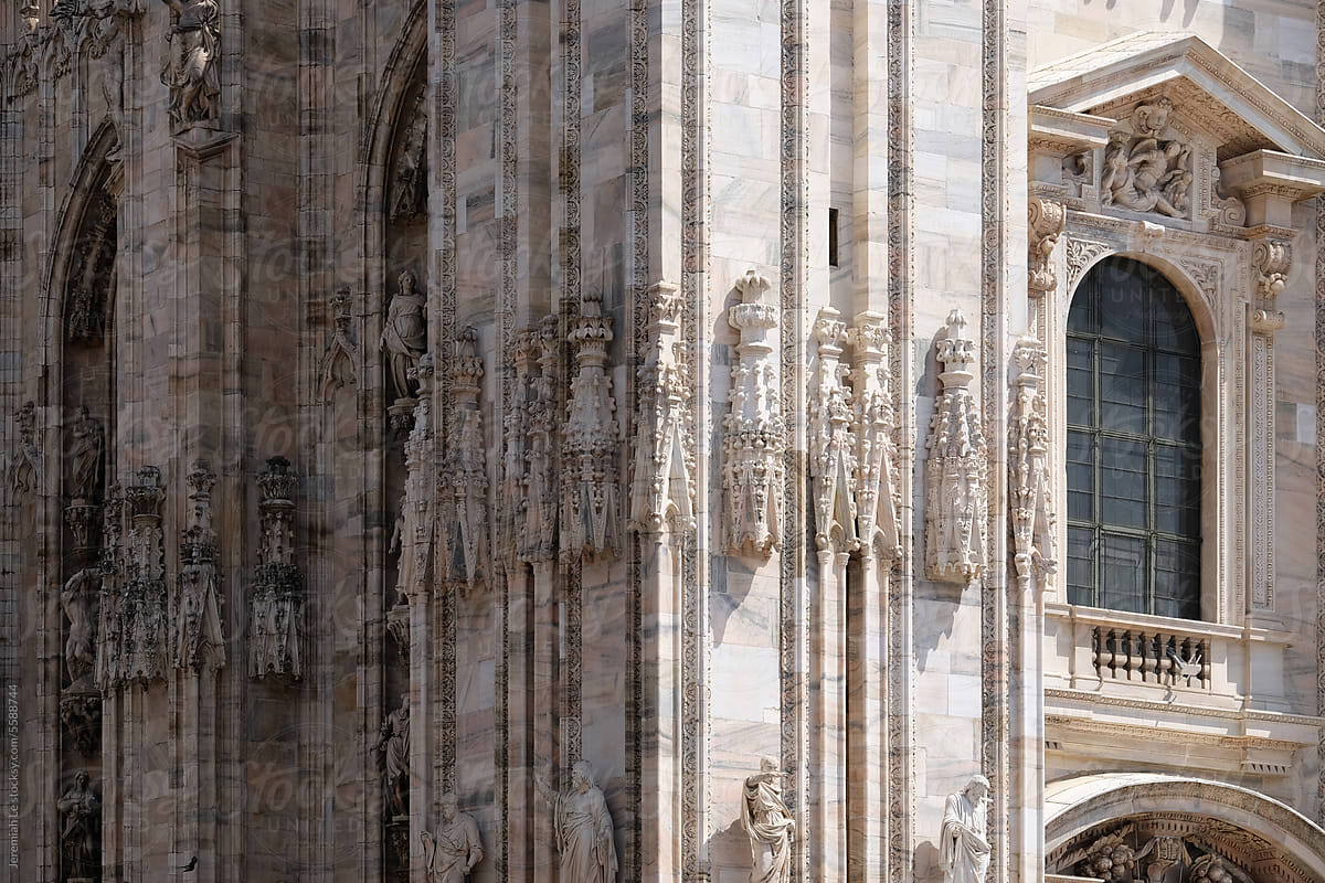 Details of Duomo di Milano wall