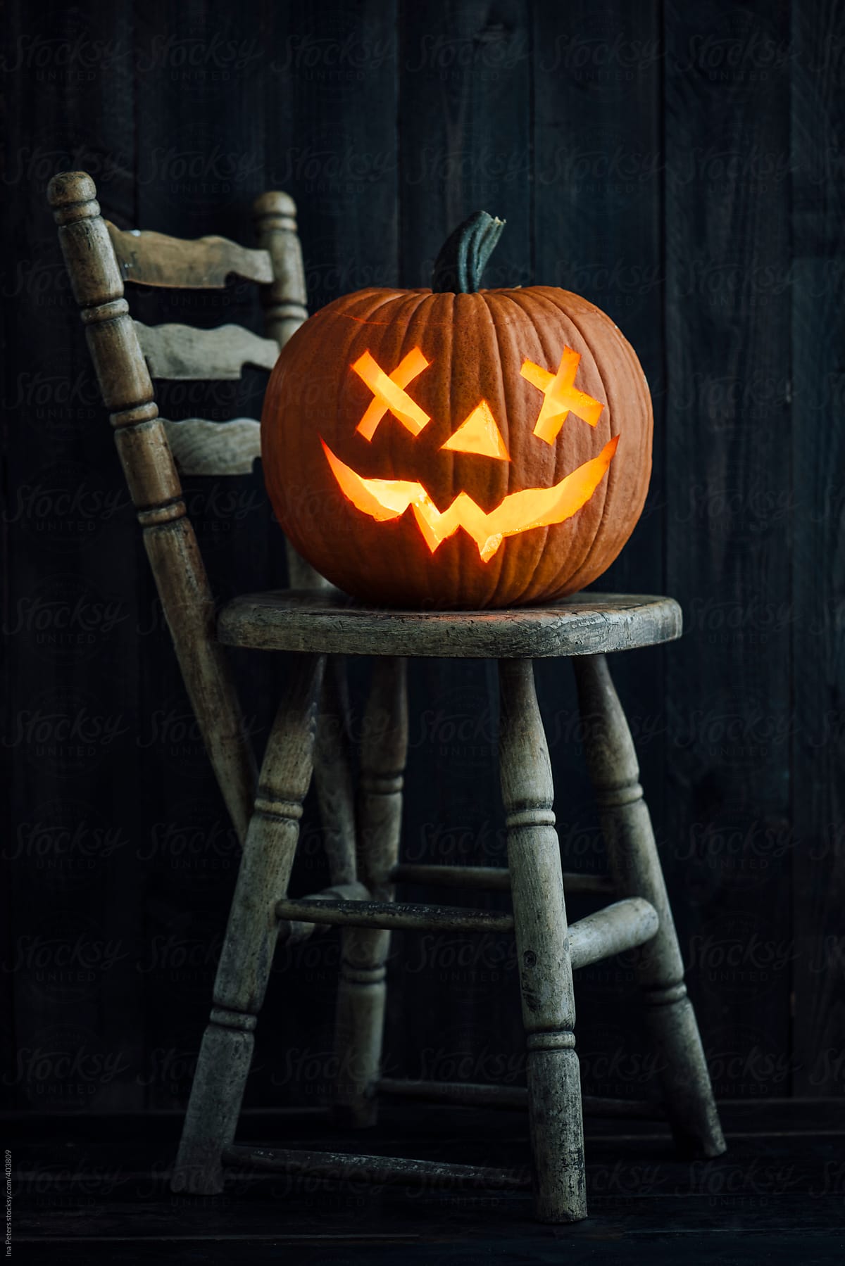Objects: Halloween Jack-O-Lantern Pumpkin on a chair