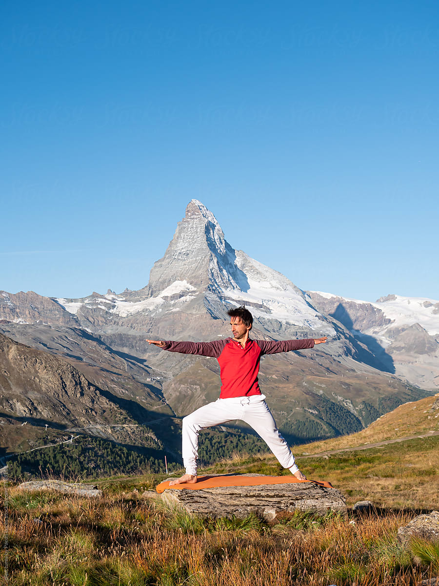 Daylight yoga in Zermatt