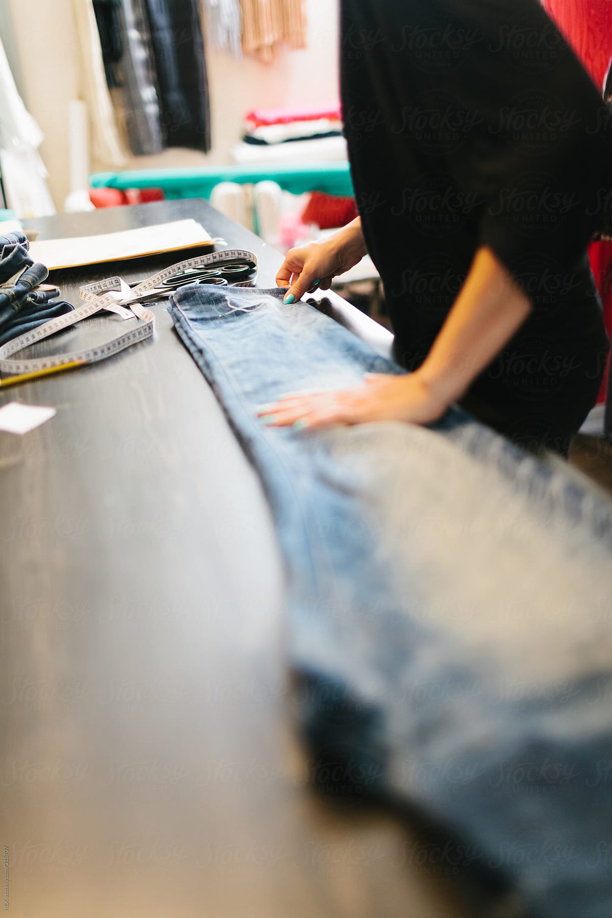 Hair Cutting Jeans: The Ultimate Guide to Stylish, Flattering Cuts
