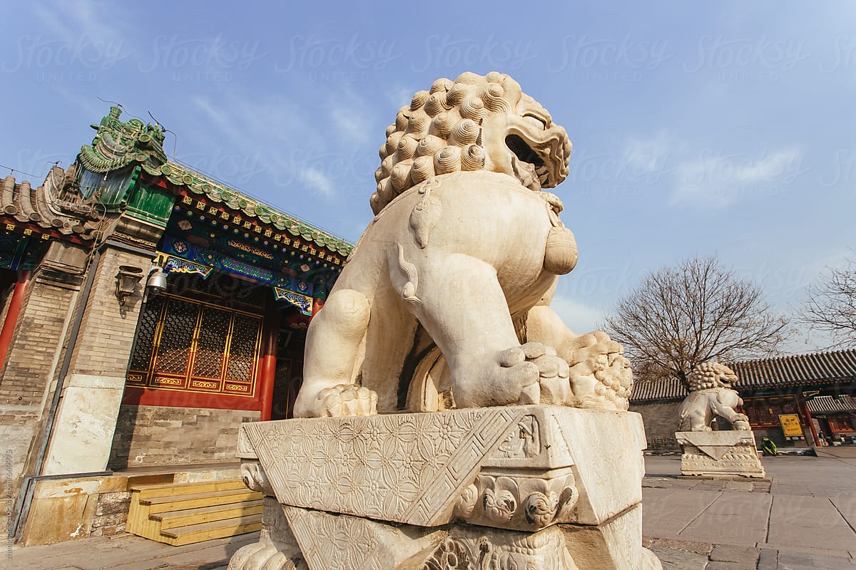 Stone lion in the Prince Gong’s Mansion,Beijing