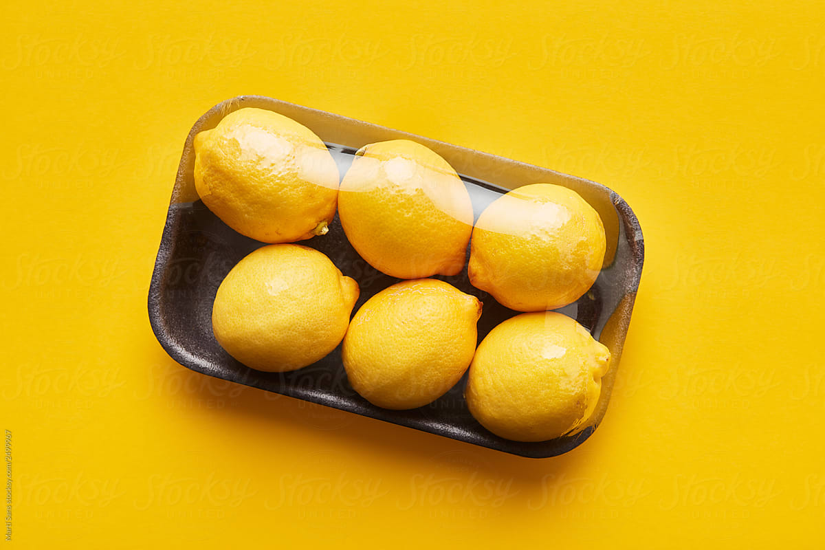 Pack of lemons in plastic