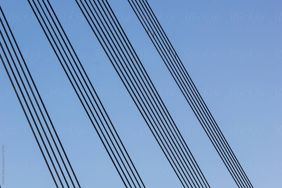 Cable of the Vaunsu Bridge before blue sky