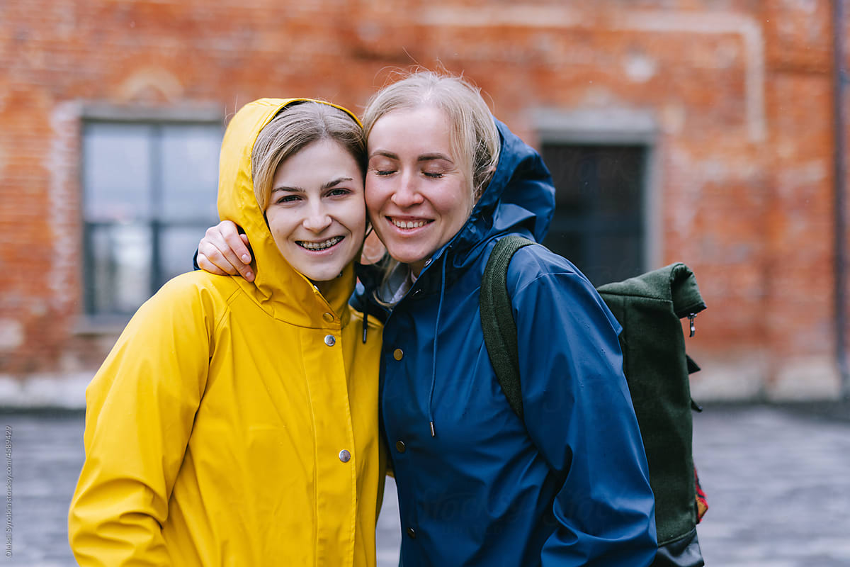 Portrait of smiled Ukrainian refugees