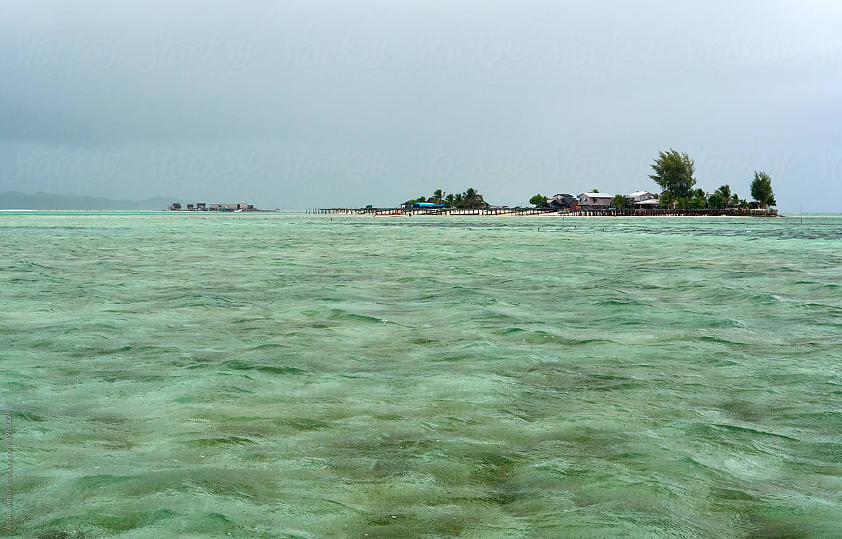 Sea level rise threat danger to low-lying Solomon Islands seaweed farm