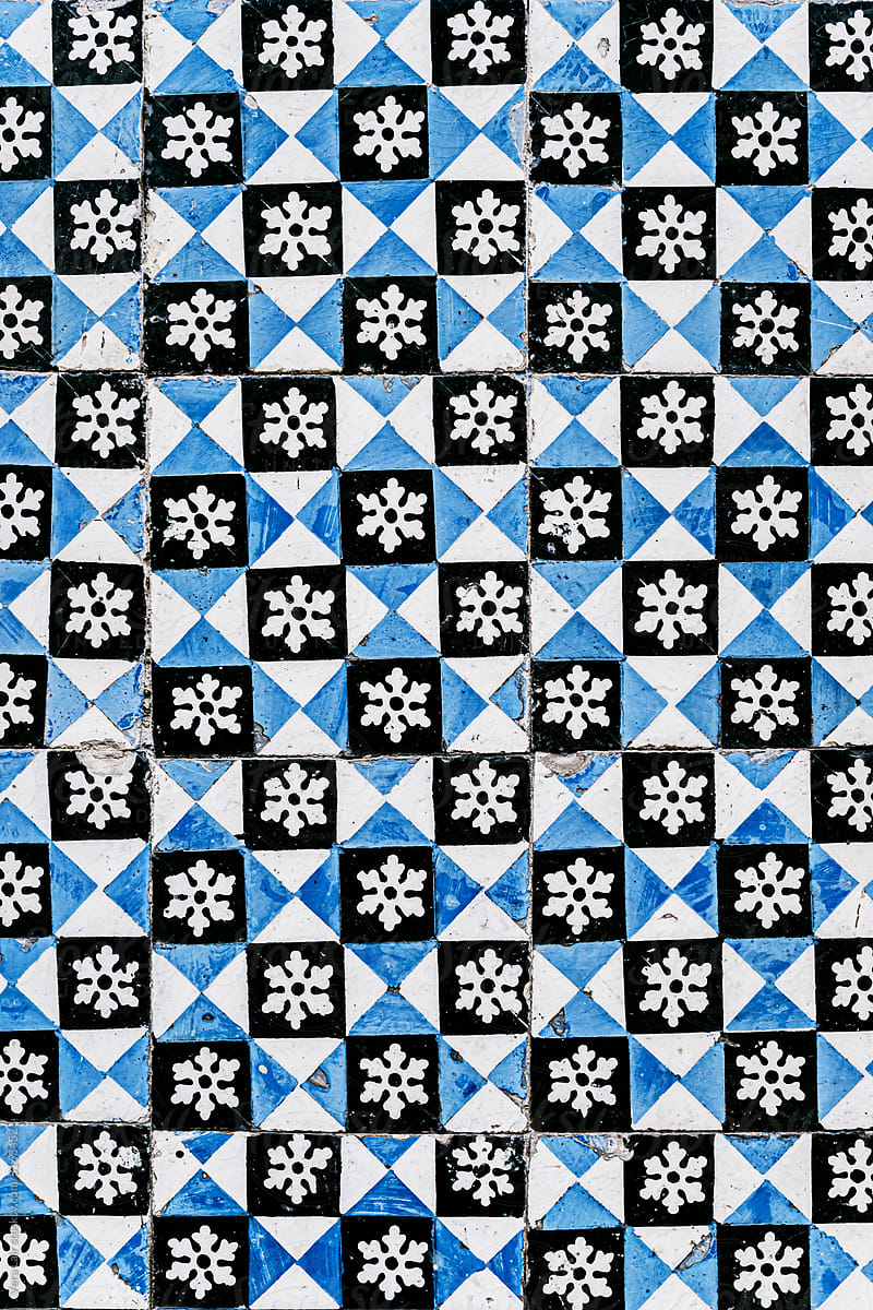 antique tiles  white and blue