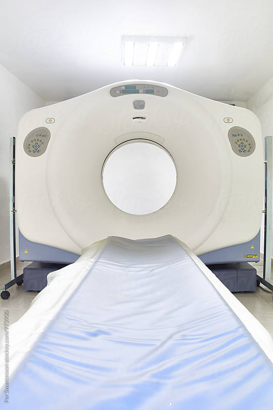 Vertical photo of CT scan machine
