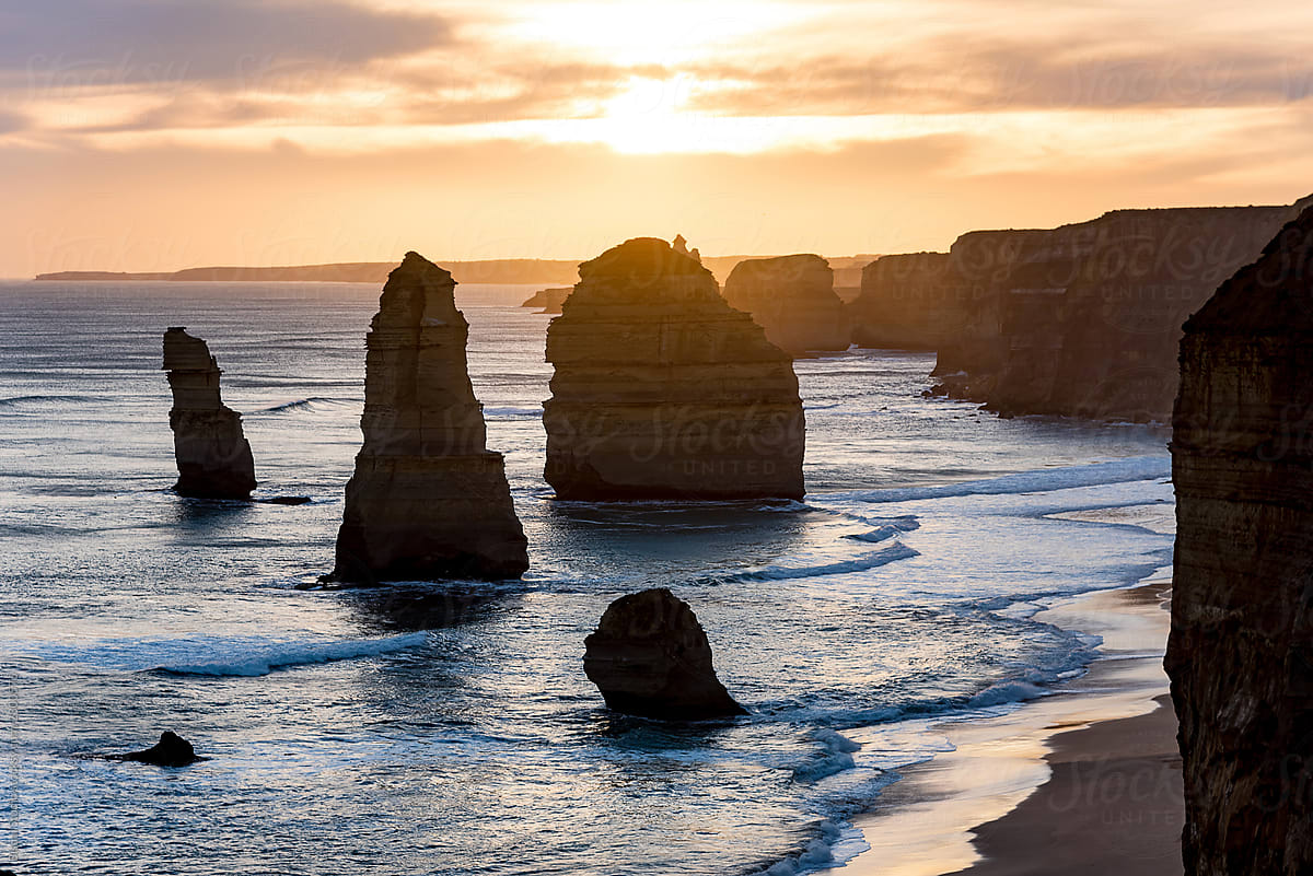 The twelve apostols along the Great Ocean road, Australia