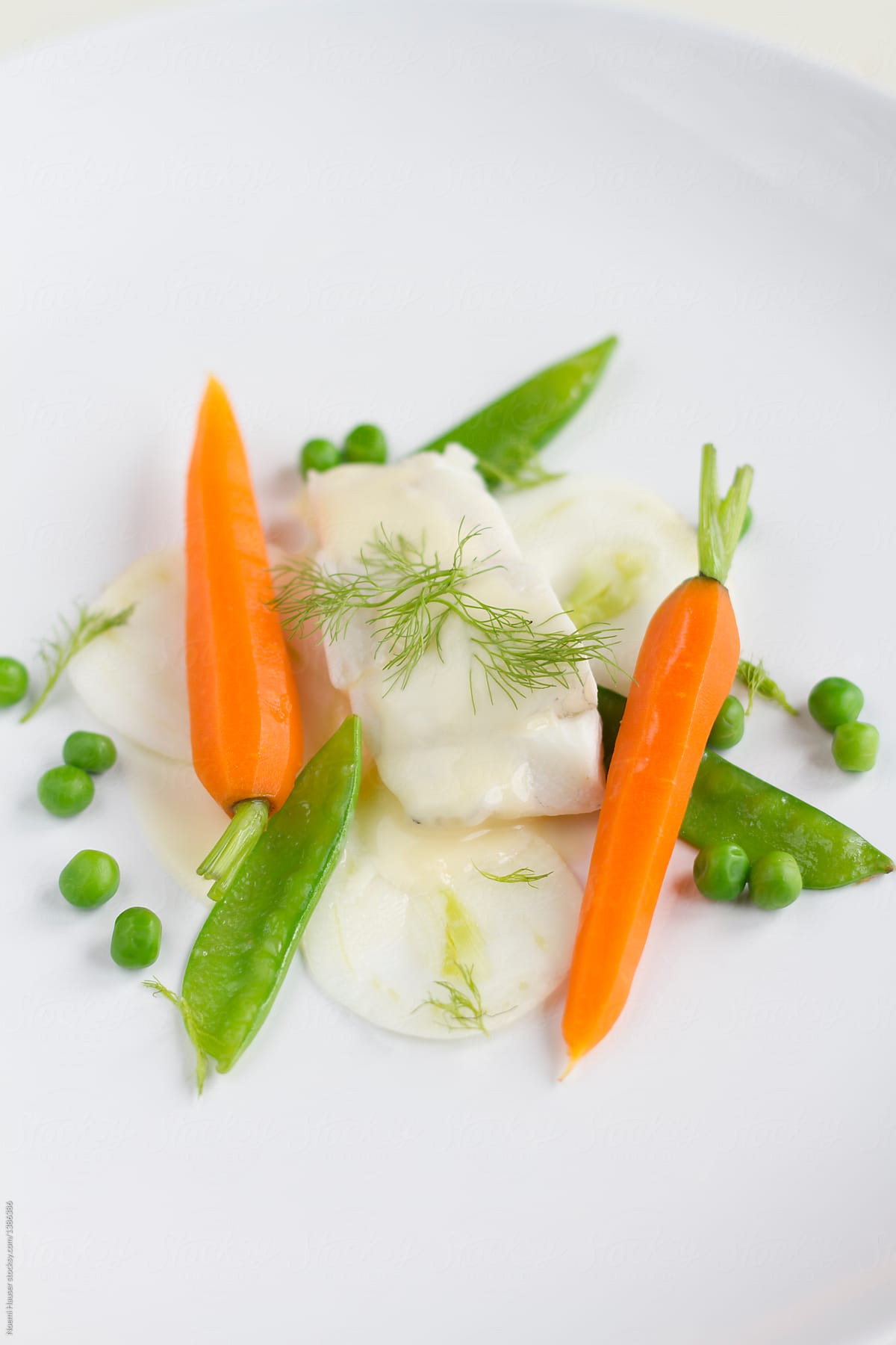 Turbot with fennel and pea