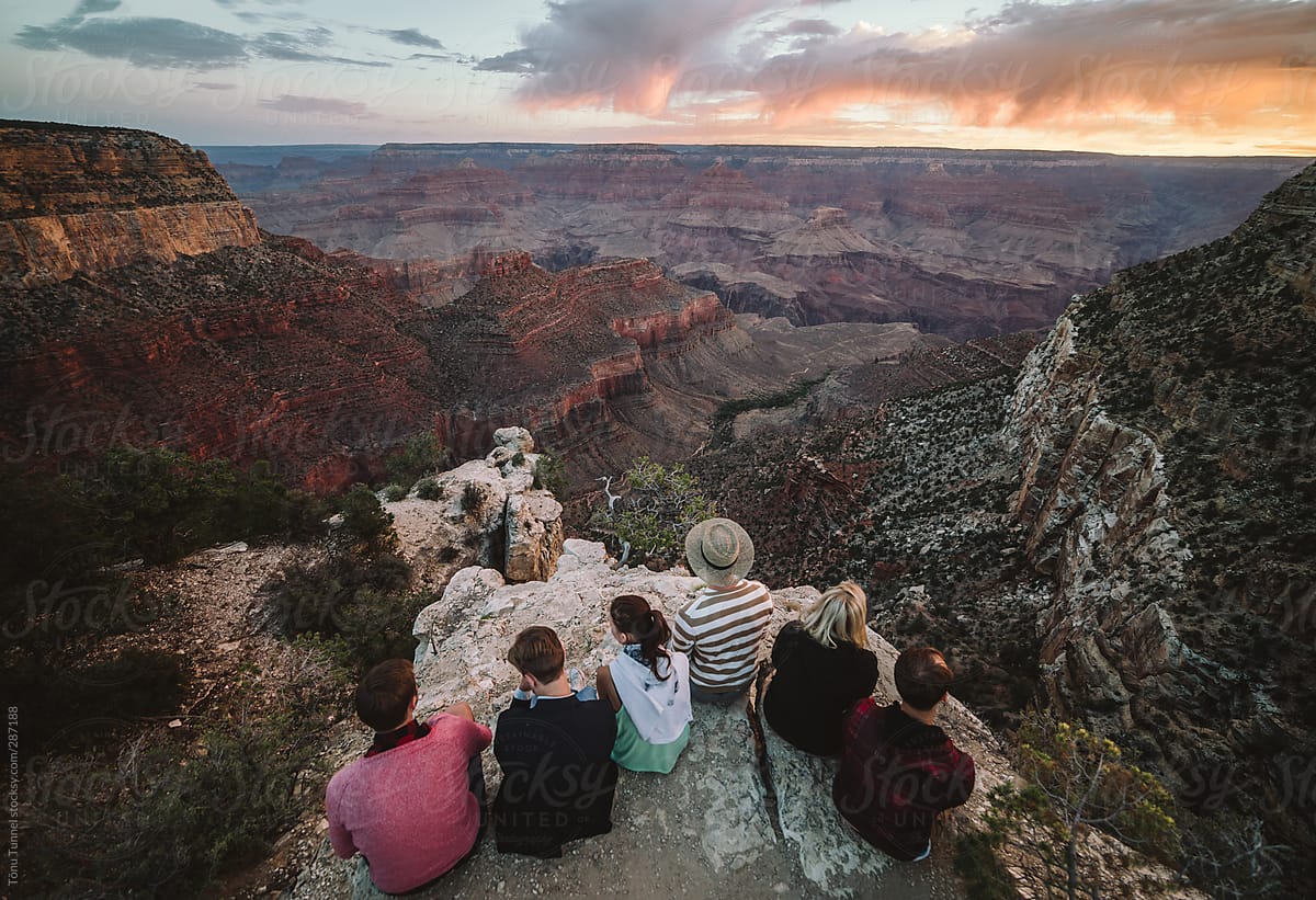 A group of friends waiting for the sunrise at Grand Canyon