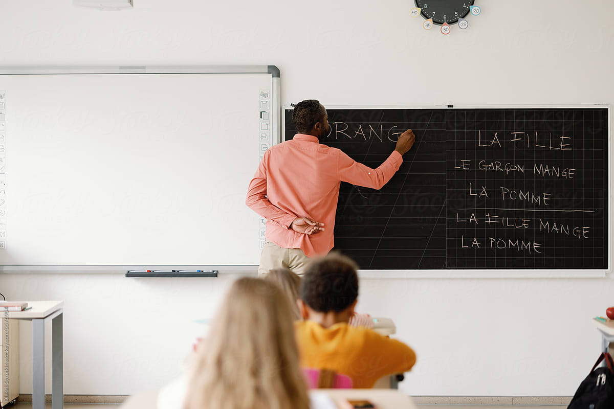 Diligent students Language instruction lesson Linguistic