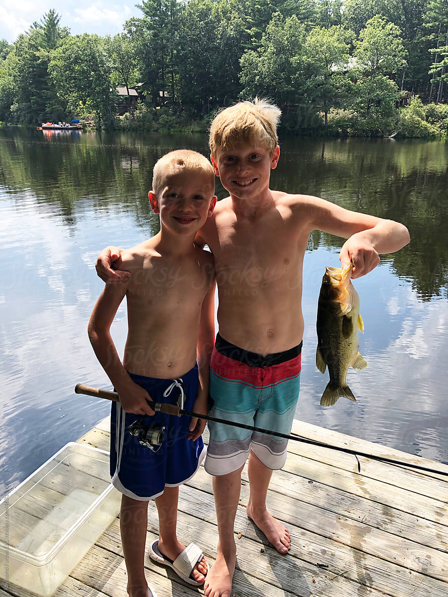 user-generated Content family lifestyle summer fishing trip at lake