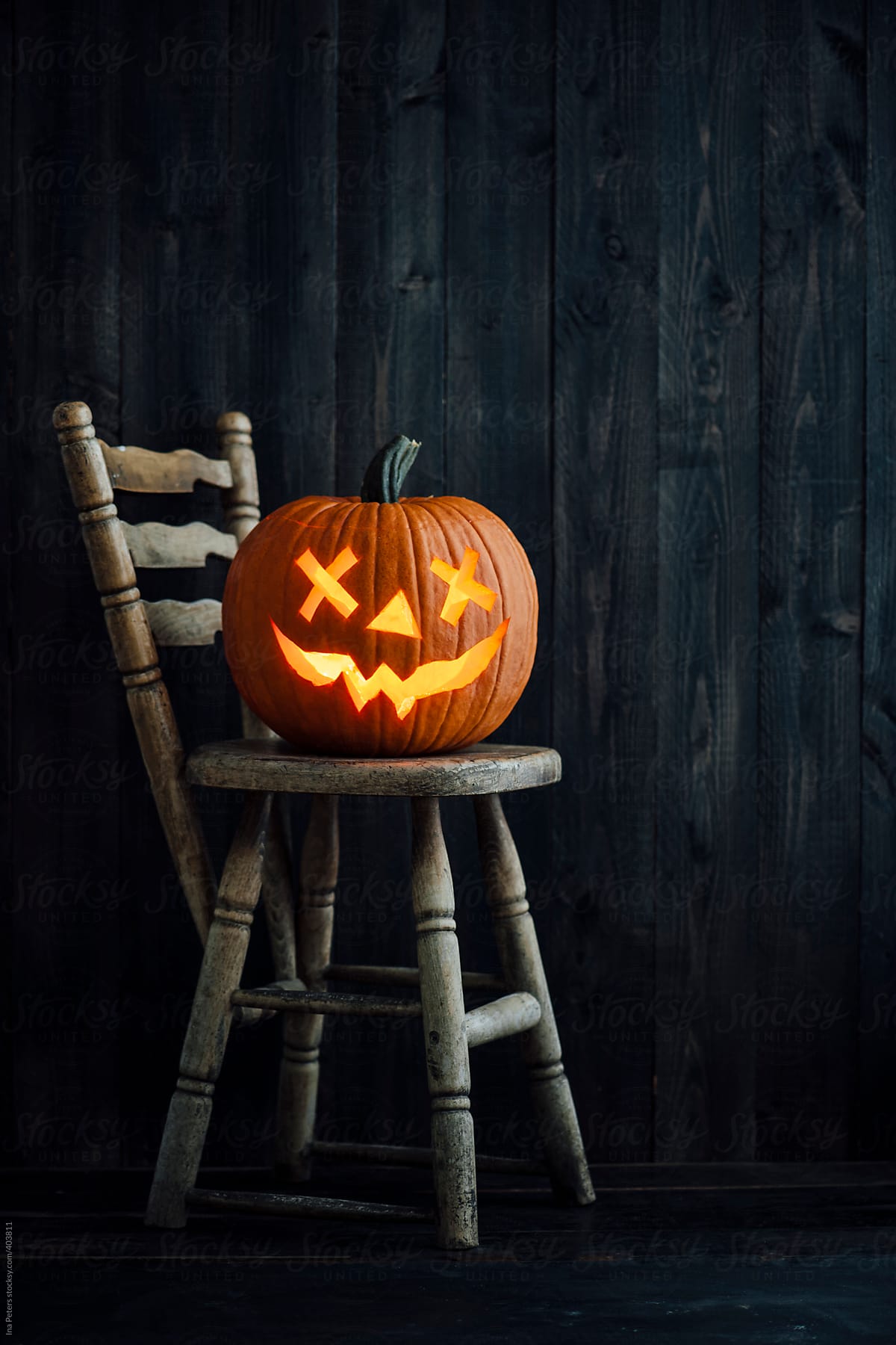Objects: Halloween Jack-O-Lantern Pumpkin on a chair