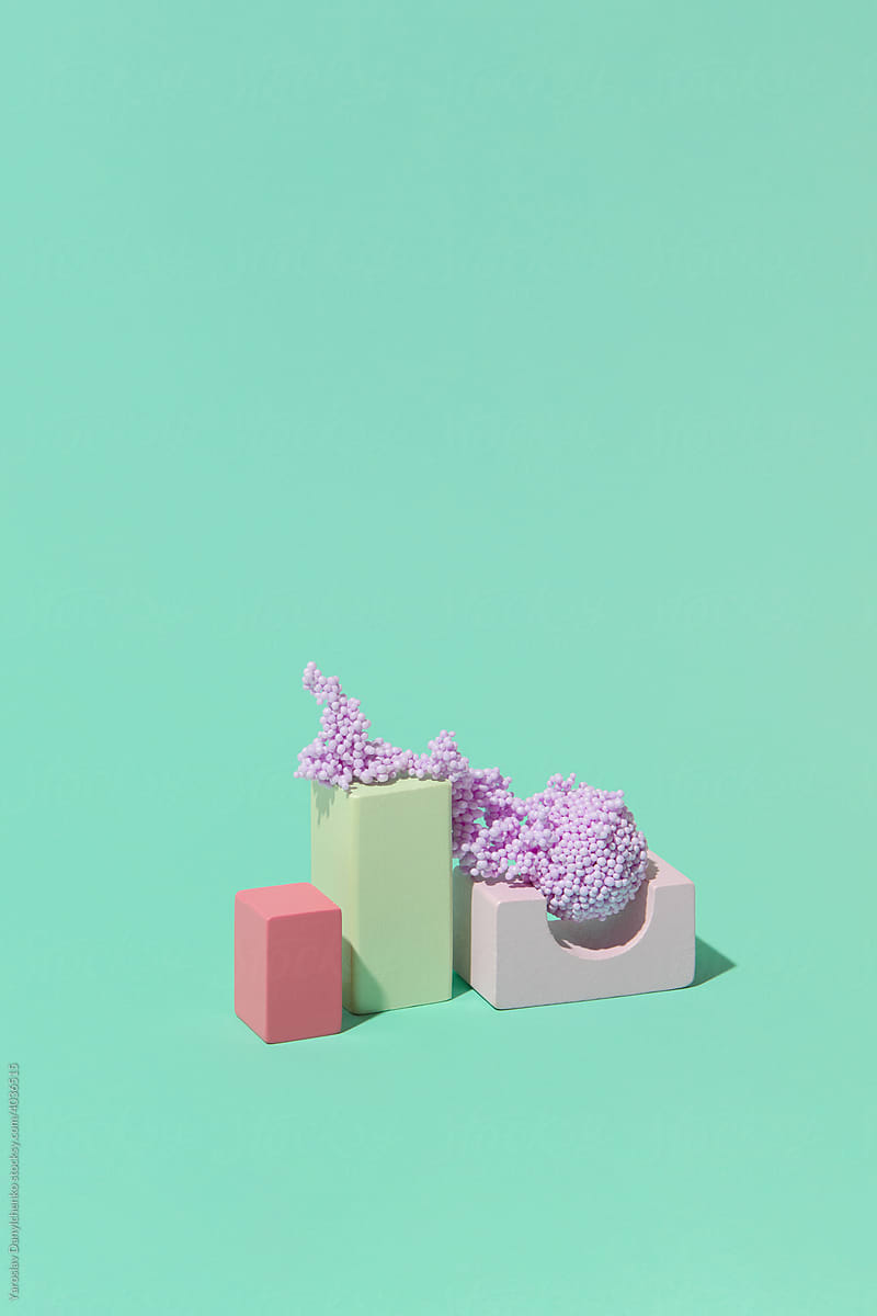 Minimalistic background with small figures