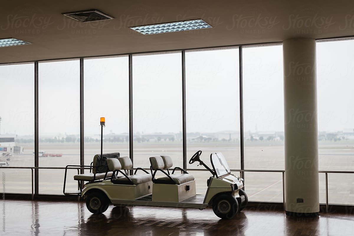 Vehicle for transportation of passingers at the airport