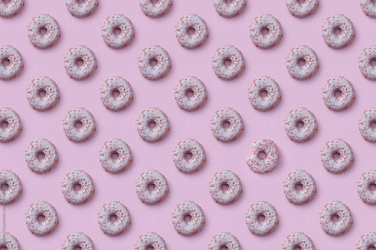Pattern of purple donuts