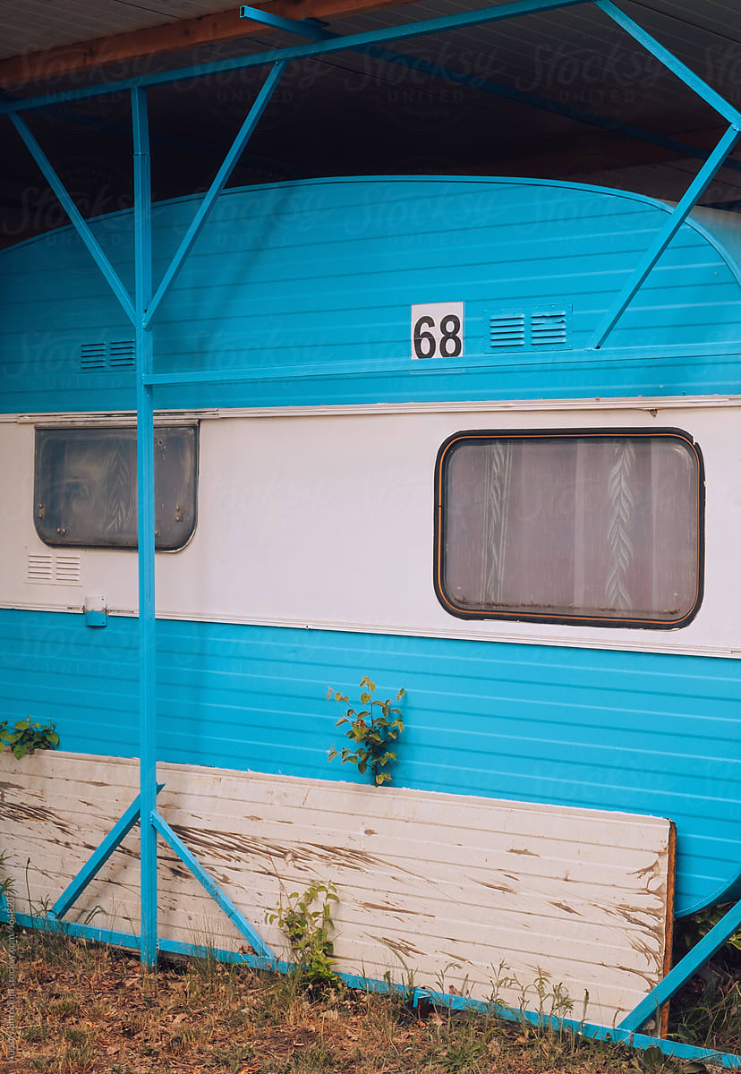 Blue Camping trailer