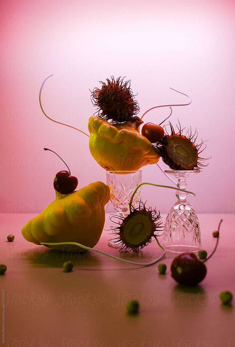 Set with exotic fruits and mini patissons with cherries.
