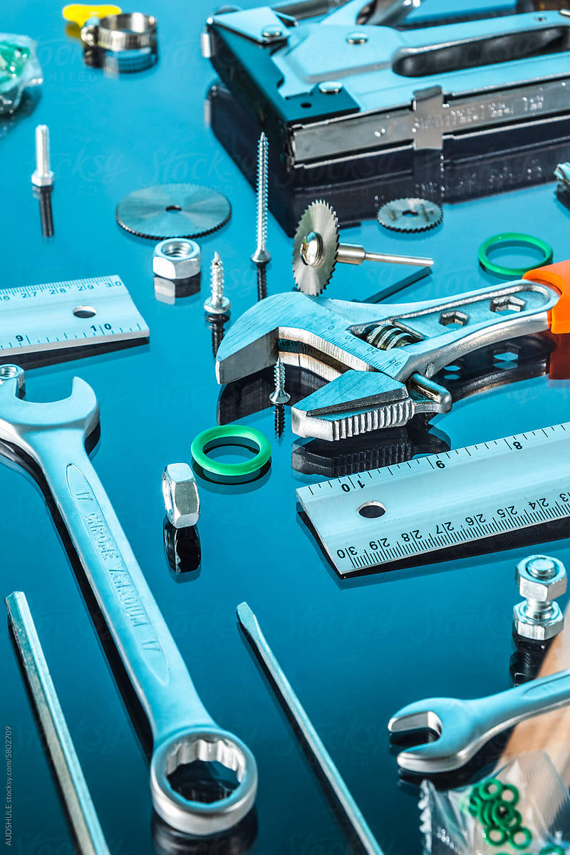 Hardware / tool kit