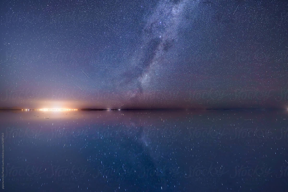Milky Way in Uyuni salt flat.
