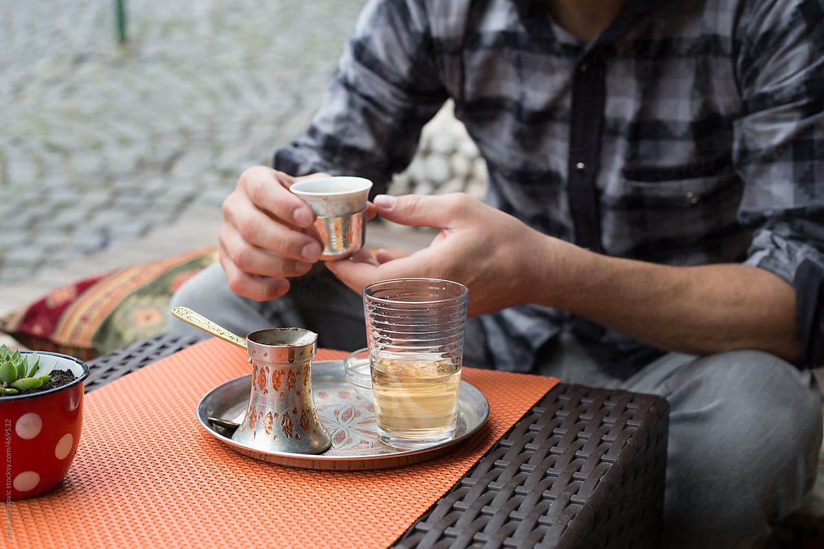 Почему турки пьют. Кофе пить в Турции. Кофе Джубилаум. Кофе тахидо.