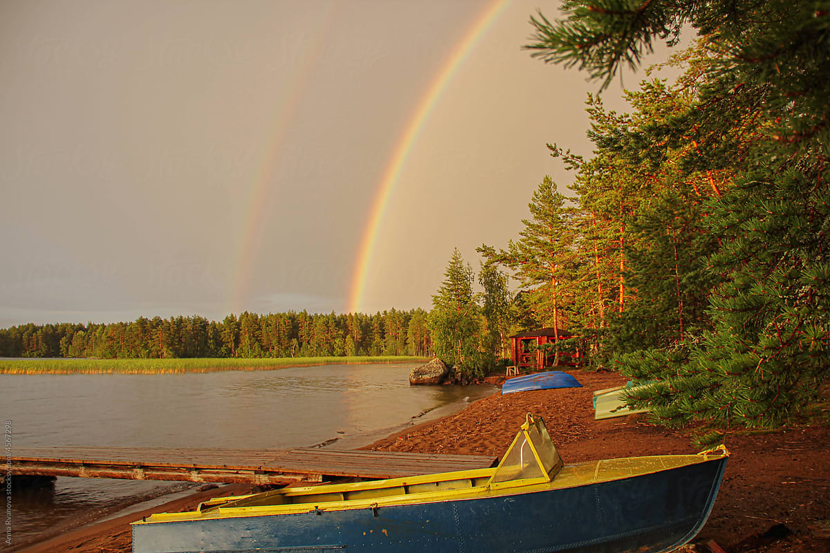 Double rainbow over the lake