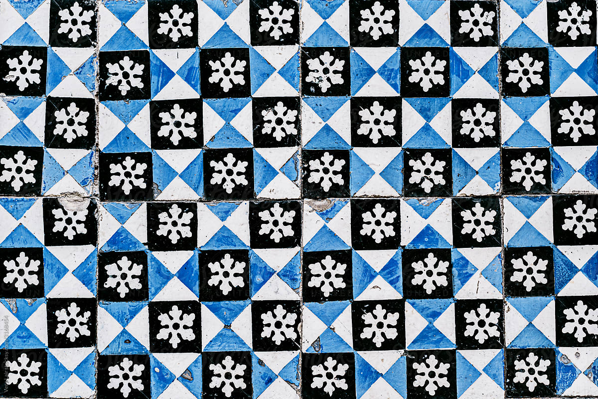antique tiles  white and blue