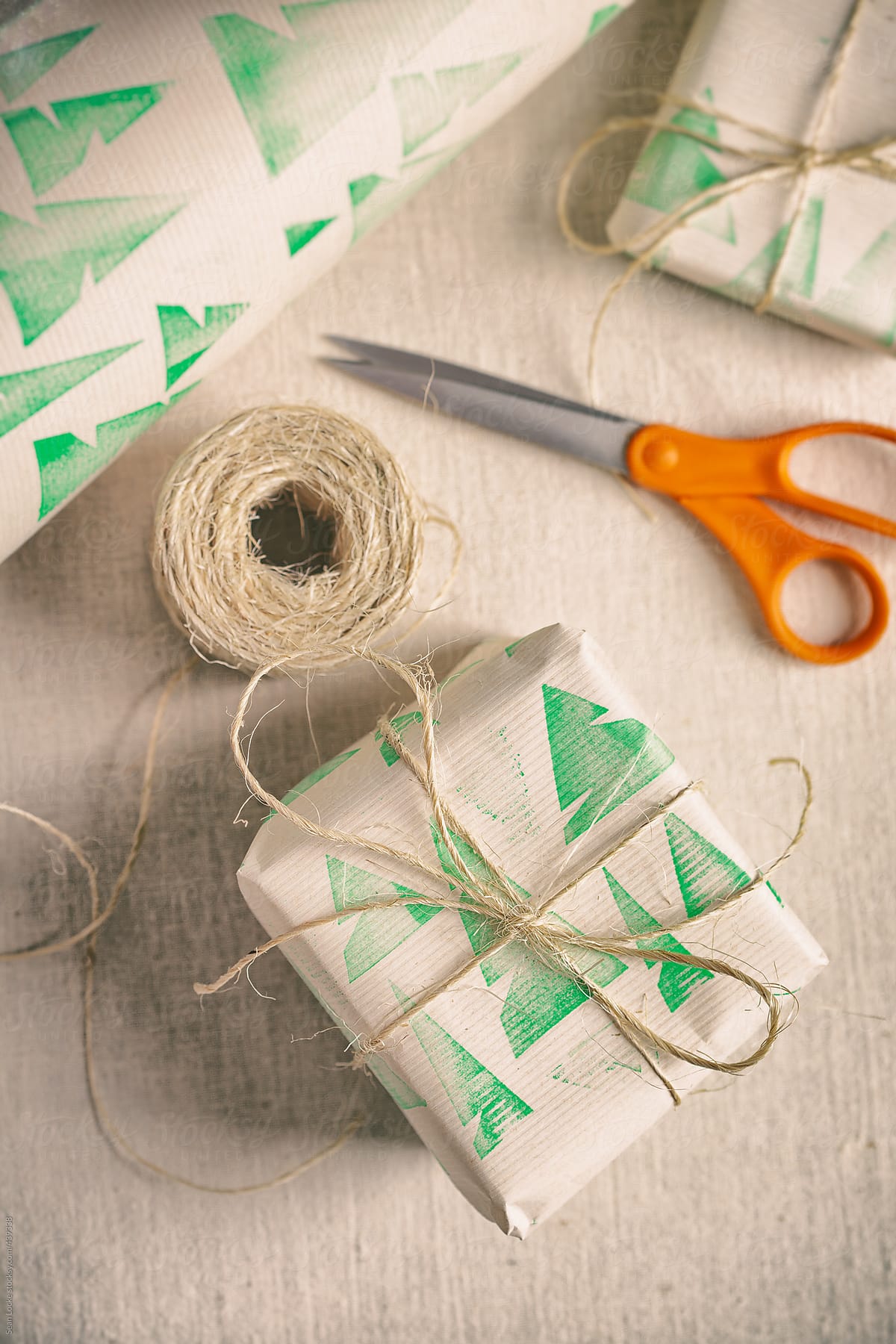 Wrapping: Results Of Decorating Your Own Christmas Wrapping Paper