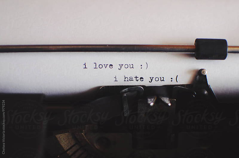 A vintage typewriter that says I love you