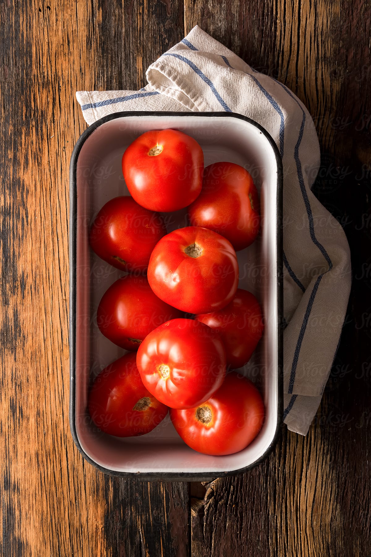 Raw Fresh Field Tomatoes