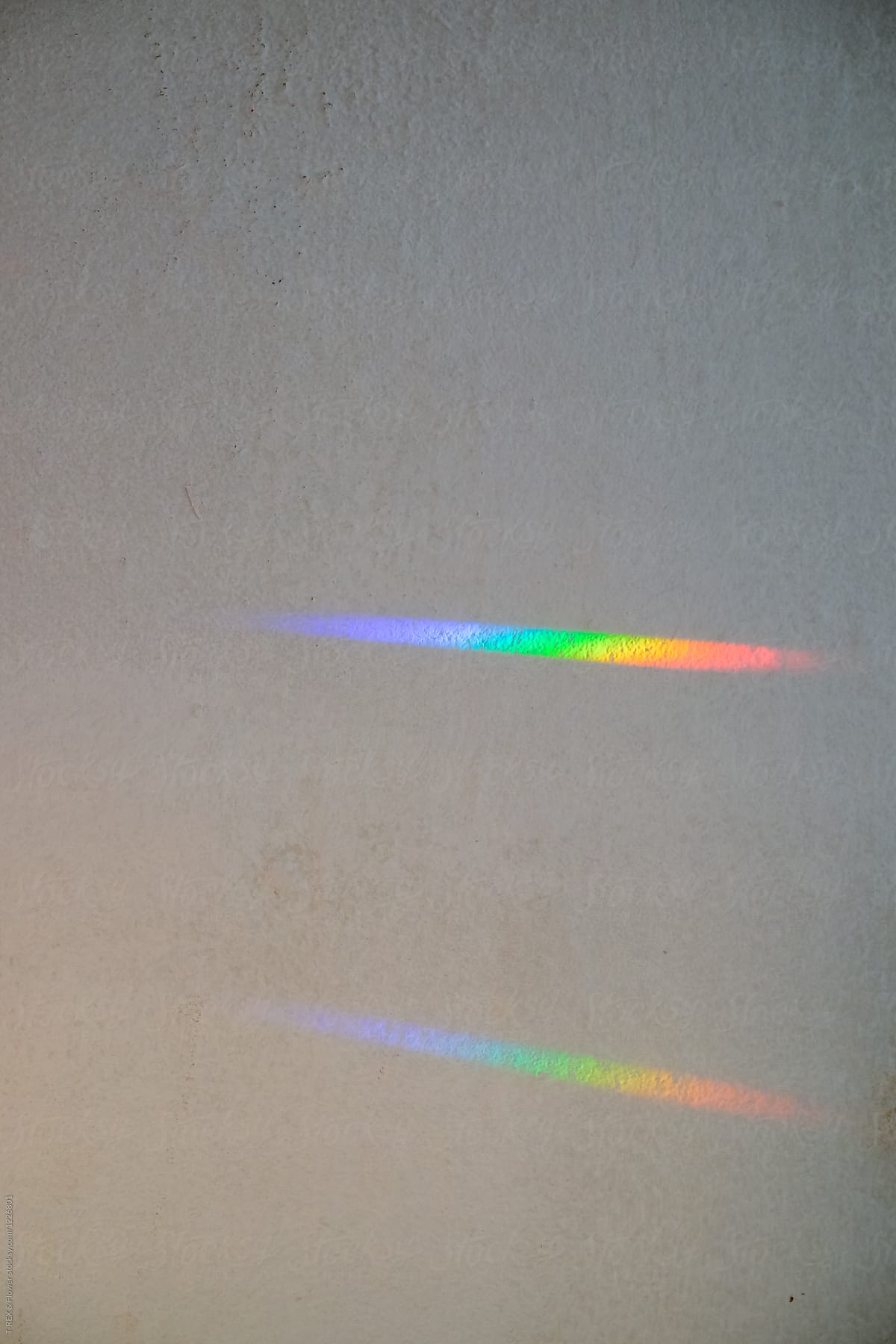 Rainbow light flashes