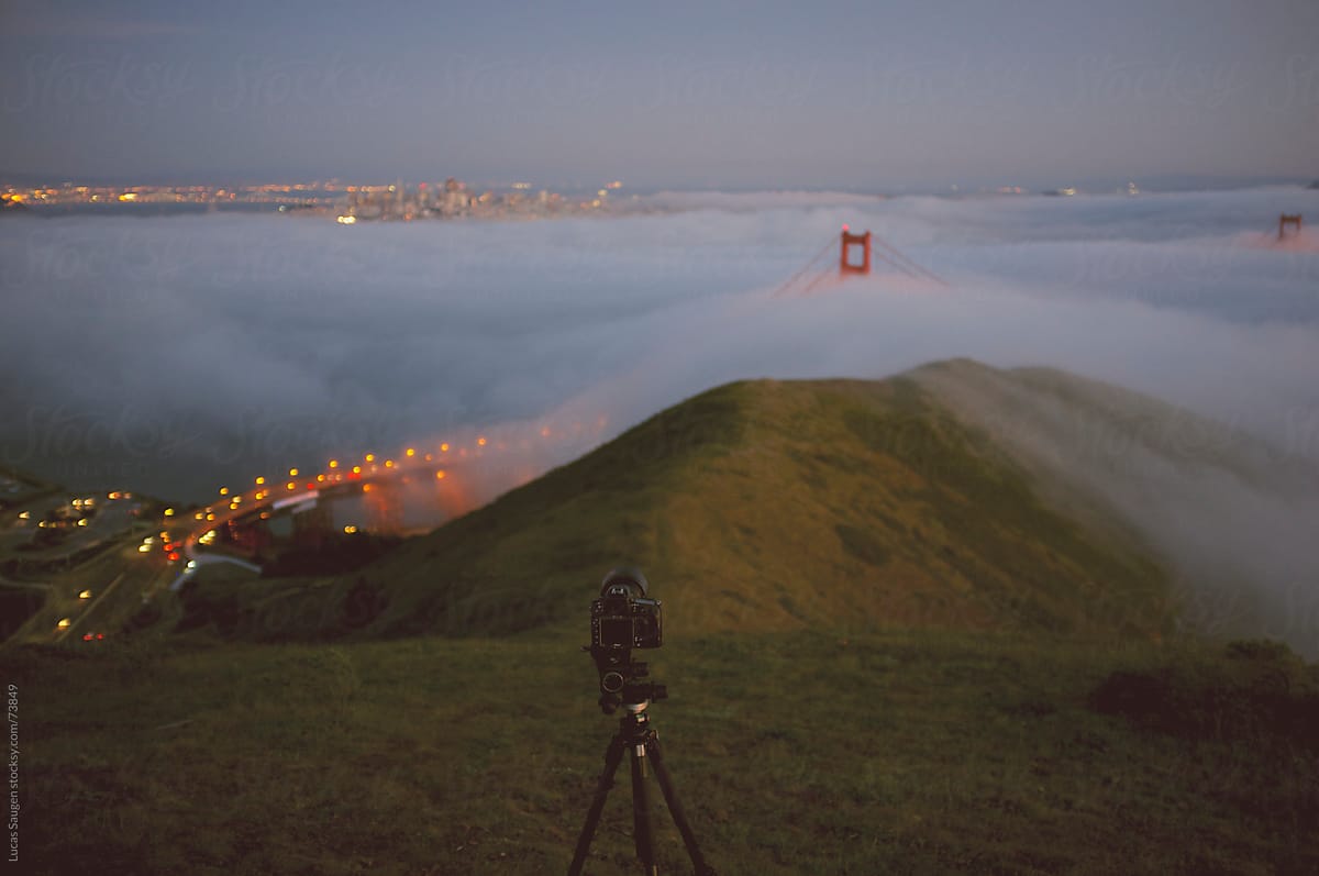 Camera over the Golden Gate Bridge on stop of Slacker Hill