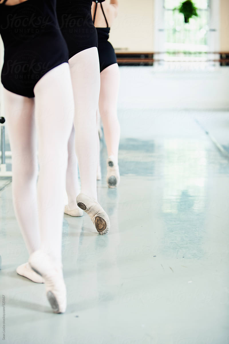 Ballet: Pointing Toes in Class