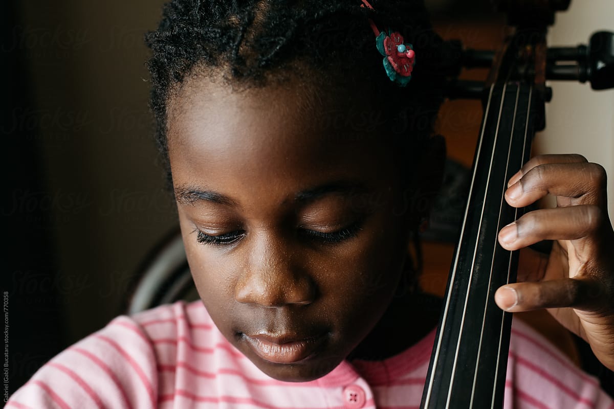 children playing cello