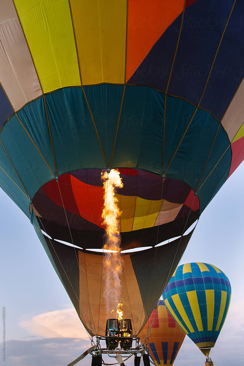 Adjusting flame on a hot air balloon