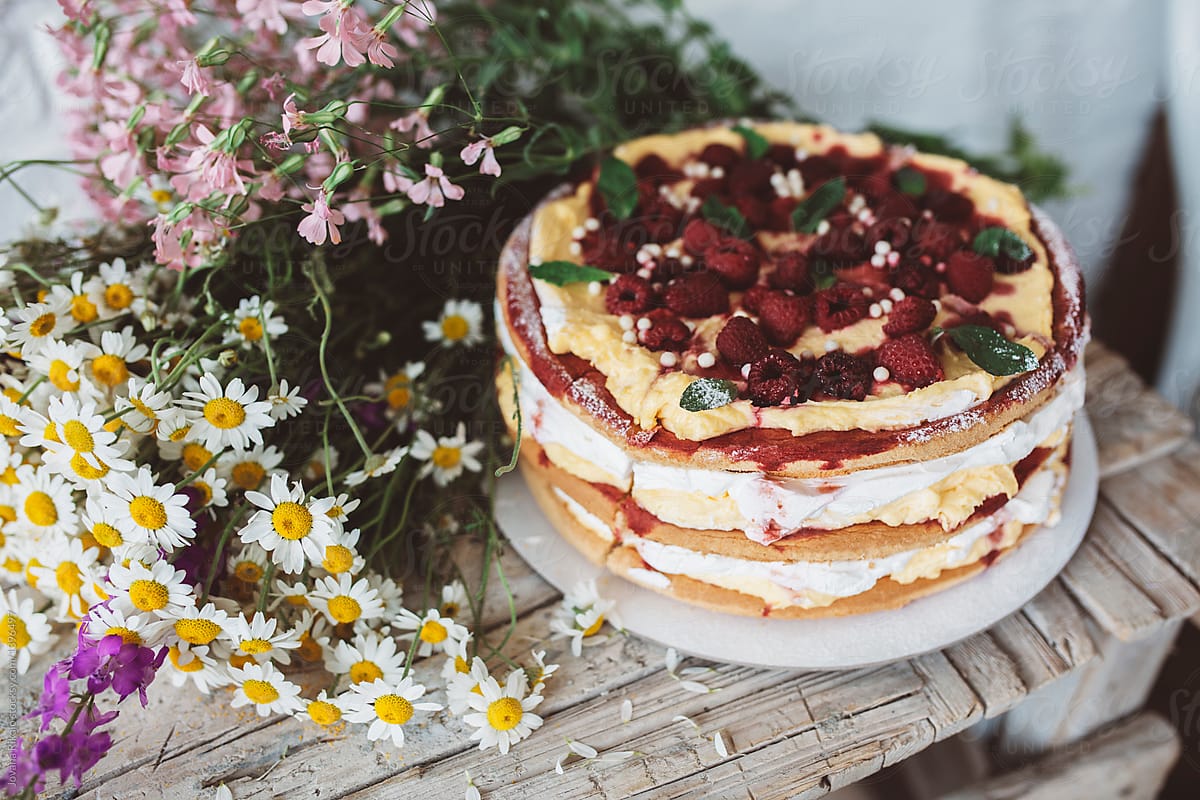 Raspberry cake and flowers