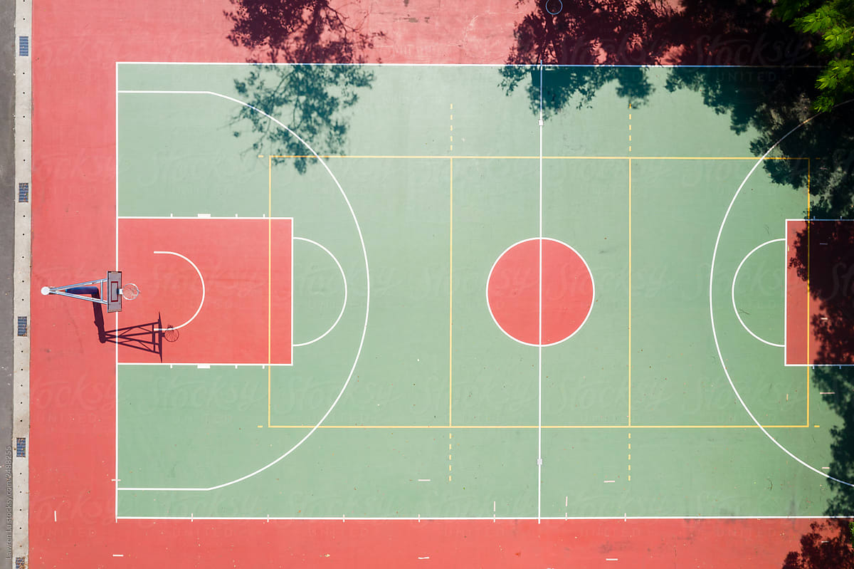 Aerial View Of Basketball Court del colaborador de Stocksy Lawren Lu