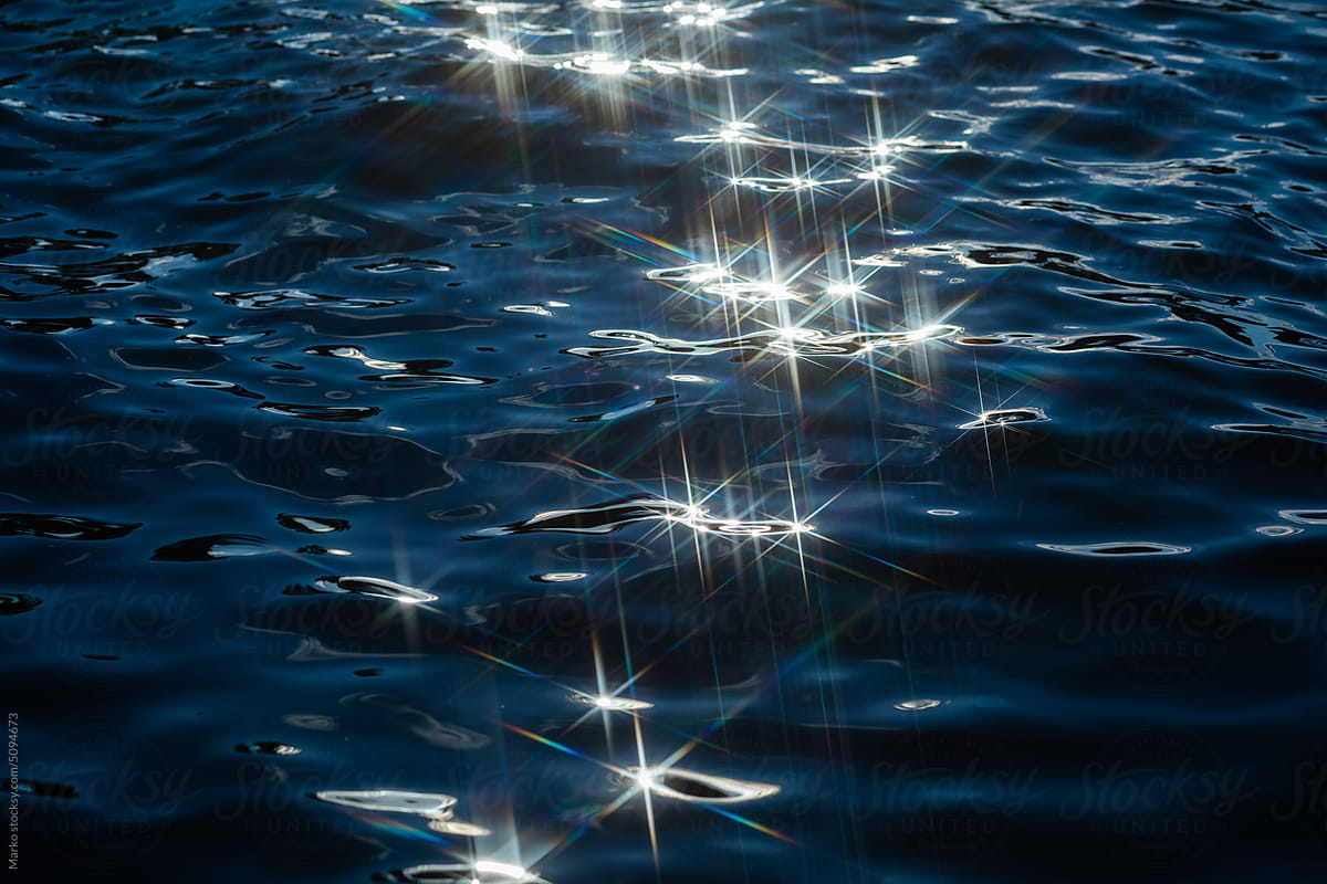 Sun reflection on water stars