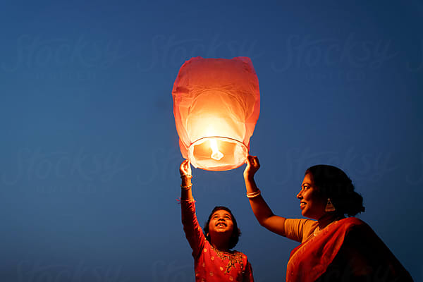 10 Eco-Friendly Alternatives to Sky Lanterns and Balloon Releases